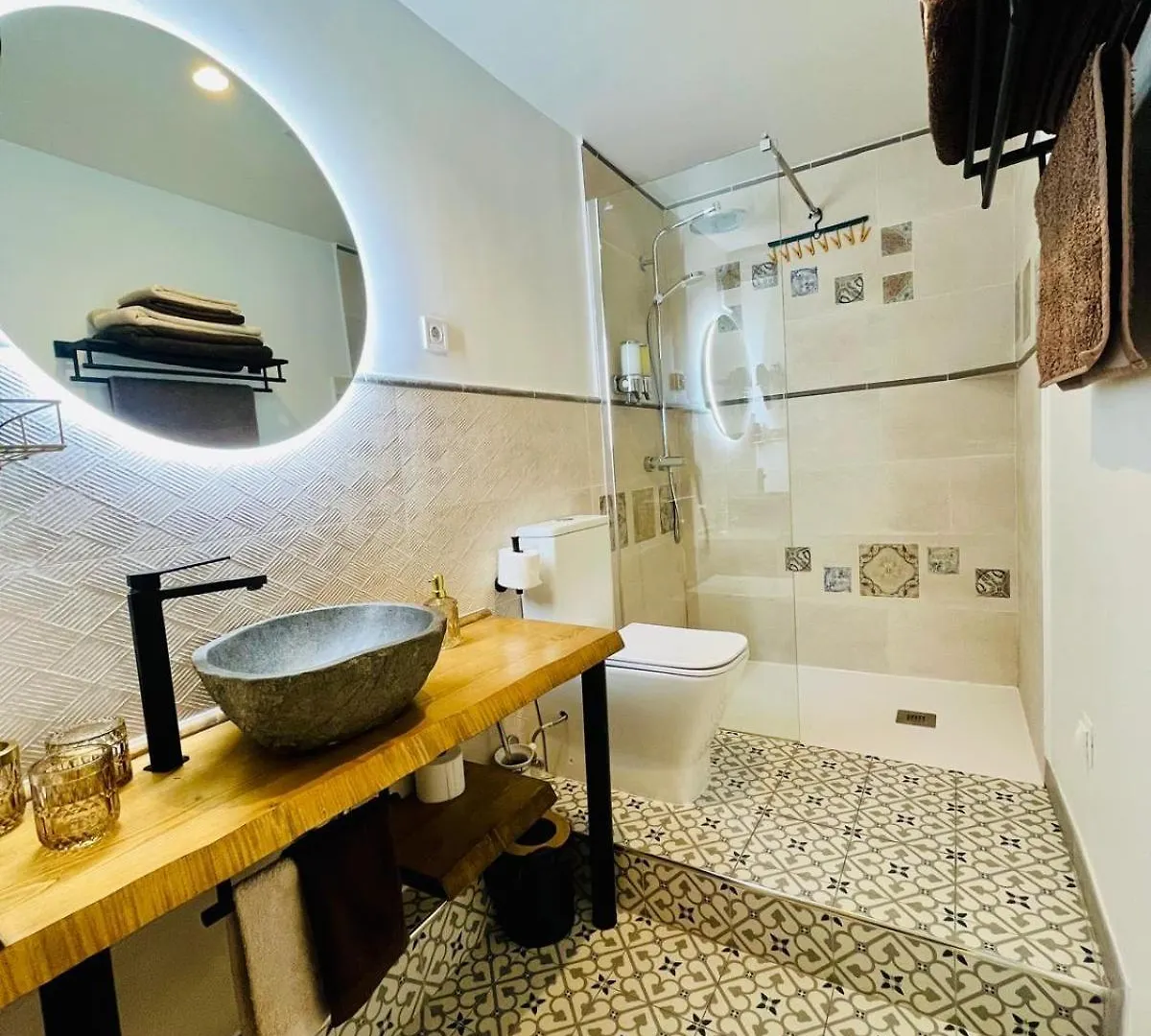 Emilysuites - Malaga Centro Historico 0*,