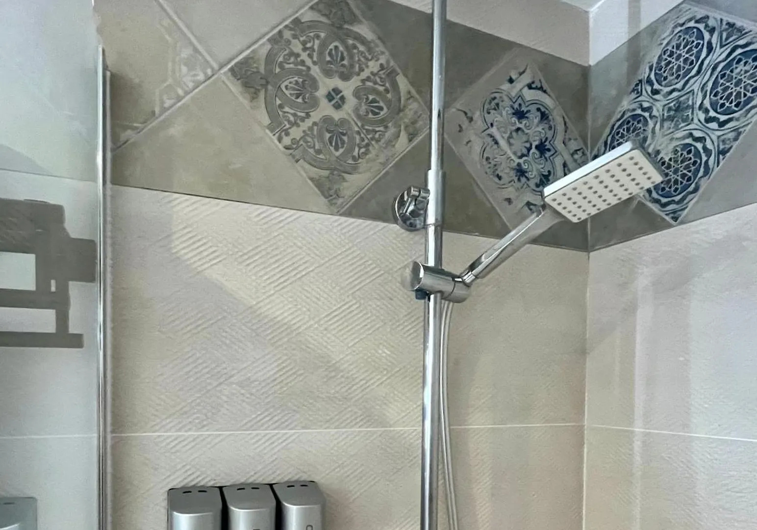 Emilysuites - Malaga Centro Historico 0*,  Spanien